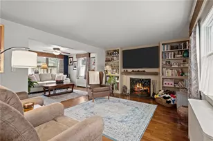 50 Brewster Dr, Warwick, RI 02889 - Photo 4