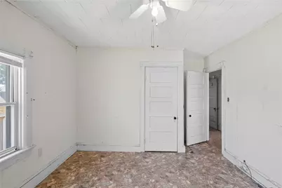 140 West Lawn Avenue, Pawtucket, RI 02860 - Photo 22