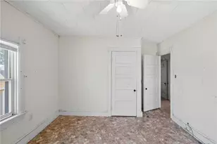 140 W Lawn Ave, Pawtucket, RI 02860 - Photo 22