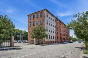 50 Ashburton St, Providence, RI 02904 - Photo 32