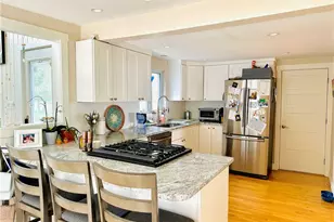 7 15th Ave, Warwick, RI 02886 - Photo 6