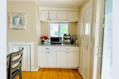 7 15th Avenue, Warwick, RI 02886 - Photo 8
