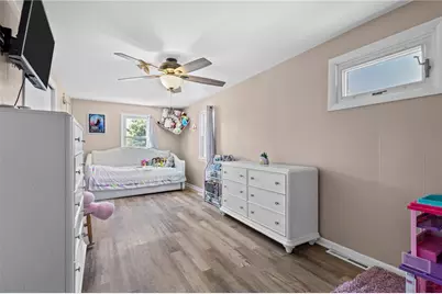 33 Belmont Avenue, East Providence, RI 02914 - Photo 16