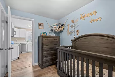 33 Belmont Avenue, East Providence, RI 02914 - Photo 12