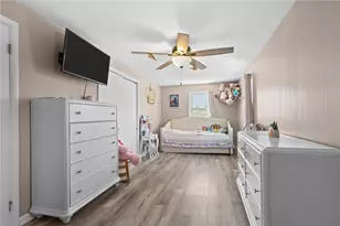 33 Belmont Ave, East Providence, RI 02914 - Photo 18