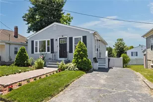 33 Belmont Ave, East Providence, RI 02914 - Photo 36