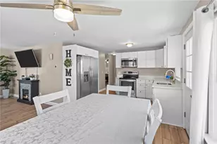 33 Belmont Ave, East Providence, RI 02914 - Photo 6