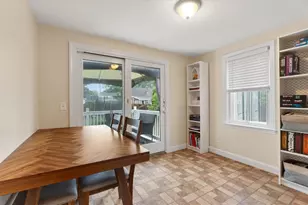 64 Guilford Dr, Warwick, RI 02886 - Photo 14