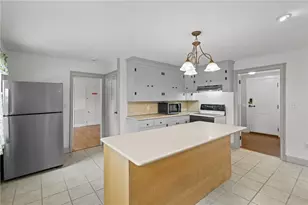 189 Danielson Pike, Scituate, RI 02857 - Photo 6