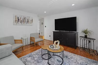 137 Kingstown Road, Narragansett, RI 02882 - Photo 2