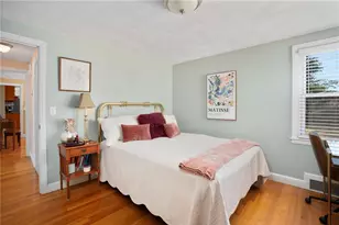 165 Garden City Dr, Cranston, RI 02920 - Photo 16