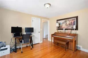 165 Garden City Dr, Cranston, RI 02920 - Photo 20