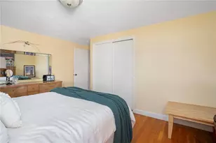 165 Garden City Dr, Cranston, RI 02920 - Photo 20