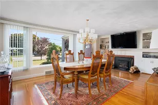 165 Garden City Dr, Cranston, RI 02920 - Photo 6