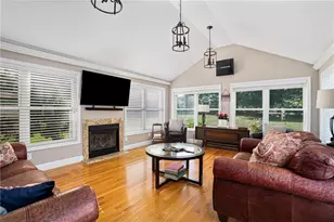 165 Garden City Dr, Cranston, RI 02920 - Photo 26