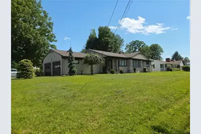 218 Oaklawn Avenue, Cranston, RI 02920 - Photo 1