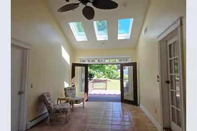 218 Oaklawn Avenue, Cranston, RI 02920 - Photo 20