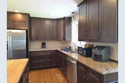 218 Oaklawn Avenue, Cranston, RI 02920 - Photo 6