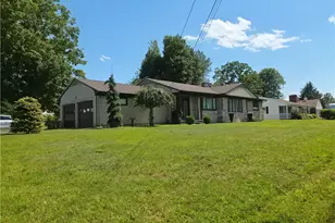 218 Oaklawn Ave, Cranston, RI 02920 - Photo 1