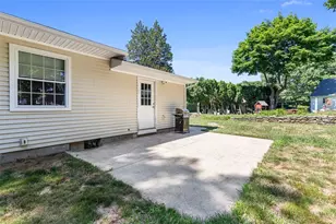 8 Gadoury Ave, Coventry, RI 02816 - Photo 42