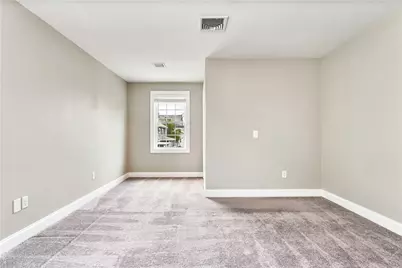 239 Mauran Avenue, East Providence, RI 02914 - Photo 16