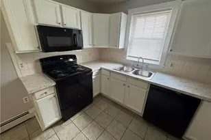 136 Almy St, Providence, RI 02909 - Photo 6
