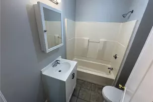 136 Almy St, Providence, RI 02909 - Photo 16