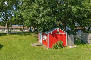 36 Holly Ln, Tiverton, RI 02878 - Photo 38