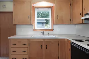 35 Williams St, Coventry, RI 02816 - Photo 22