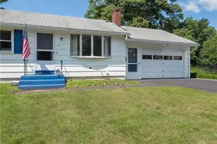 35 Williams St, Coventry, RI 02816 - Photo 2