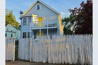 28 Benedict Street, Providence, RI 02907 - Photo 32