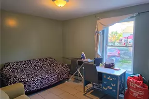 28 Benedict St, Providence, RI 02907 - Photo 14
