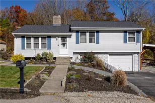 51 Orchard St, North Smithfield, RI 02896 - Photo 6