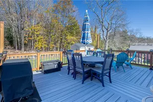 51 Orchard St, North Smithfield, RI 02896 - Photo 12