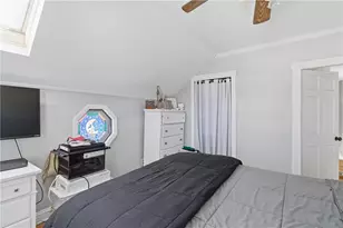 25 Hoppin Ave, East Providence, RI 02915 - Photo 18