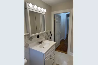 7 Whitwell Avenue, Newport, RI 02840 - Photo 14