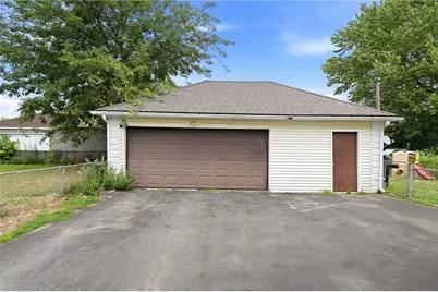 178 Coyle Avenue, Pawtucket, RI 02861 - Photo 4