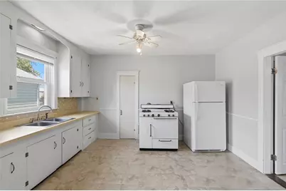 178 Coyle Avenue, Pawtucket, RI 02861 - Photo 22