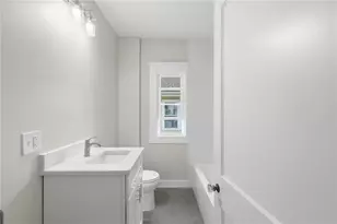 46 Ponagansett Ave, Providence, RI 02909 - Photo 8