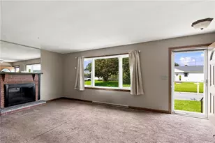 20 Wood Rd, Middletown, RI 02842 - Photo 4