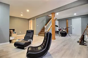 2 Overlook Dr, Hopkinton, RI 02804 - Photo 28