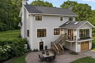 2 Overlook Dr, Hopkinton, RI 02804 - Photo 2