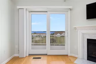 217 Rolling Hill Rd, Portsmouth, RI 02871 - Photo 12