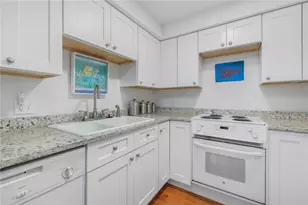 44 Bliss Mine Rd, Middletown, RI 02842 - Photo 16