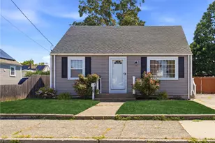 98 Dewey Ave, Pawtucket, RI 02861 - Photo 1