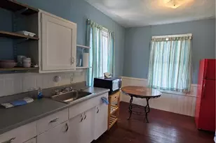 73 Beacon Ave, Providence, RI 02903 - Photo 20