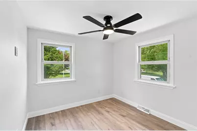 53 Buena Vista Avenue, Warwick, RI 02889 - Photo 18