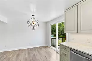 53 Buena Vista Ave, Warwick, RI 02889 - Photo 6