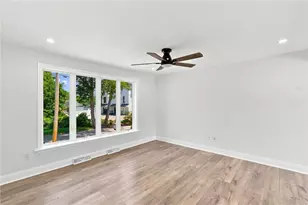53 Buena Vista Ave, Warwick, RI 02889 - Photo 8