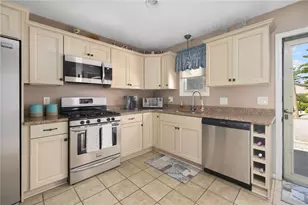 200 Cannon St, Cranston, RI 02920 - Photo 8